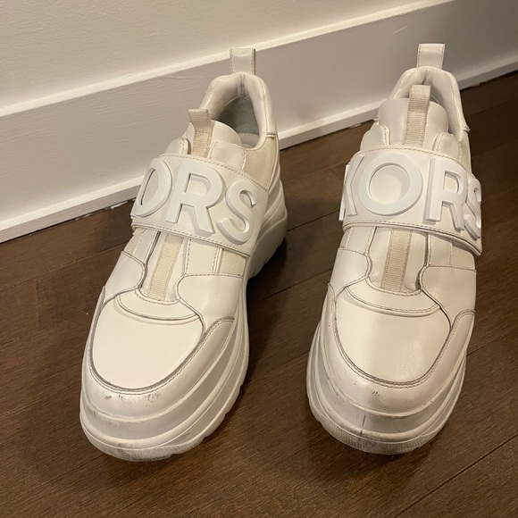 MICHAEL MICHAEL KORS White Platform Sneakers - Picture 3 of 7